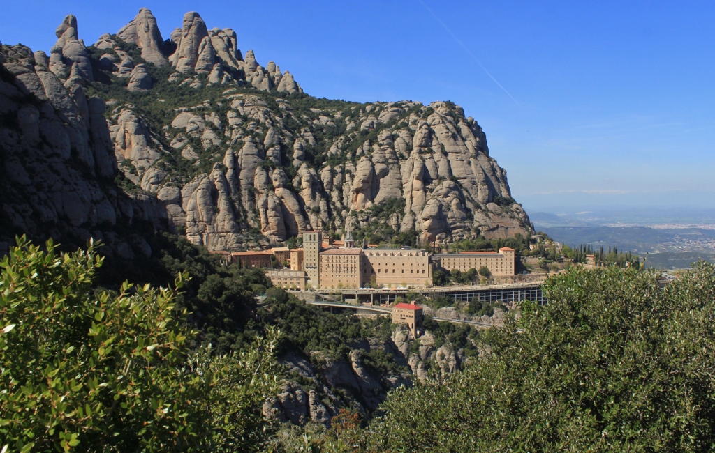 Miez-Peek-Montserrat-5.jpg